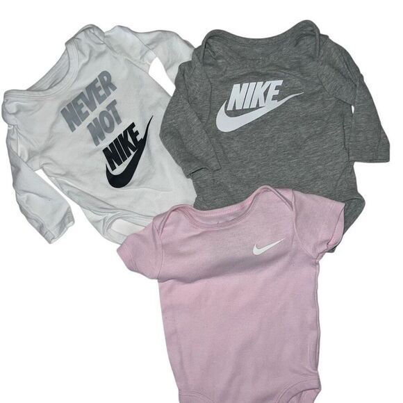 Nike Other - Little girls outfit bundle size 0-3 /3 months